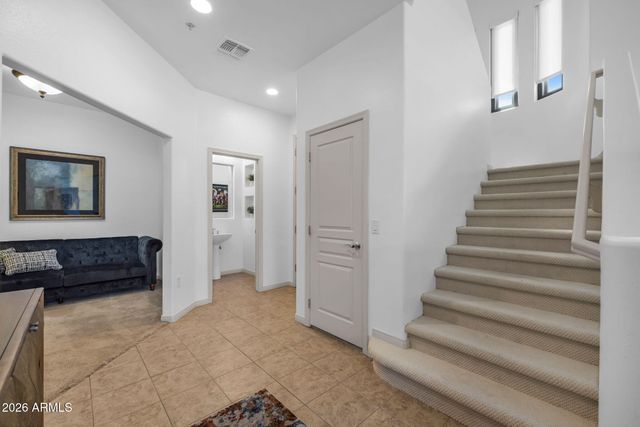 19475 N GRAYHAWK Drive 1090, Scottsdale, AZ 85255