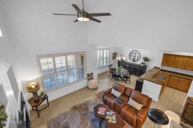 19475 N GRAYHAWK Drive 1090, Scottsdale, AZ 85255