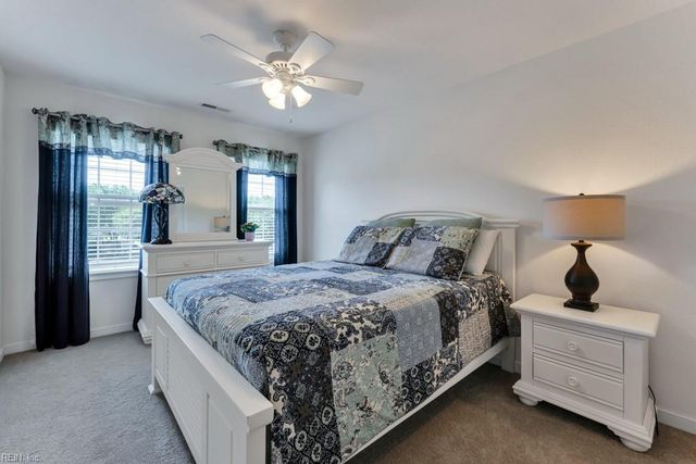 1525 Scoonie Pointe DR, Chesapeake, VA 23322