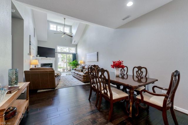 1525 Scoonie Pointe DR, Chesapeake, VA 23322