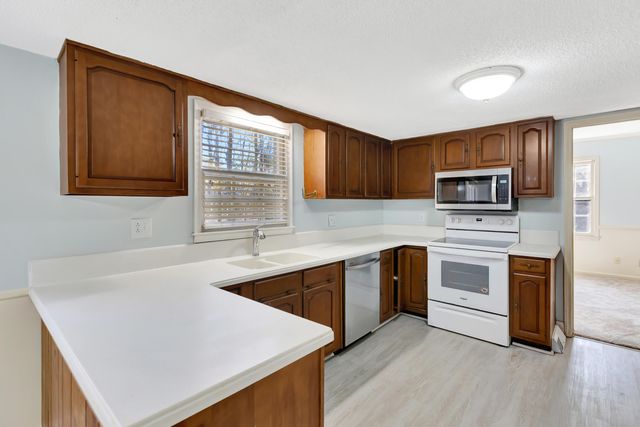 321 Shaftesbury Lane, Summerville, SC 29485