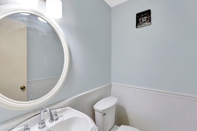 321 Shaftesbury Lane, Summerville, SC 29485