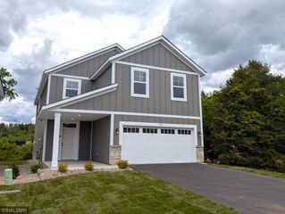 6752 104th Street S, Cottage Grove, MN 55016