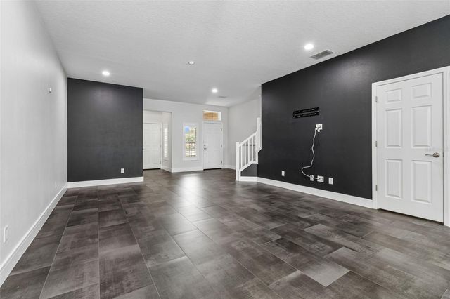 9210 FOX SPARROW ROAD, Tampa, FL 33626