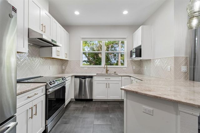 9210 FOX SPARROW ROAD, Tampa, FL 33626