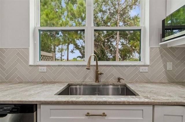 9210 FOX SPARROW ROAD, Tampa, FL 33626