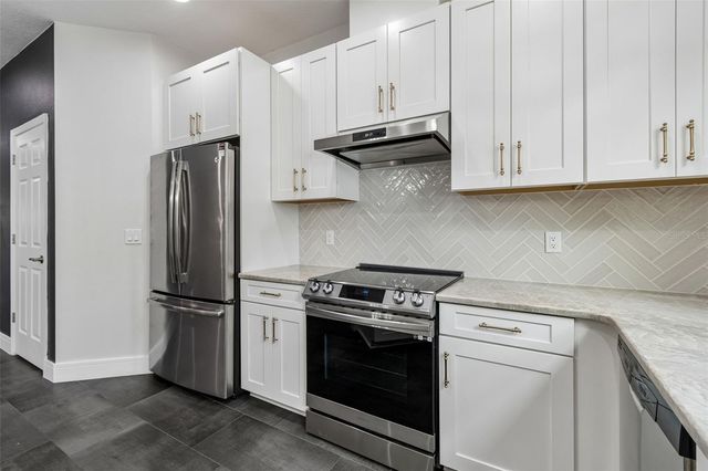 9210 FOX SPARROW ROAD, Tampa, FL 33626