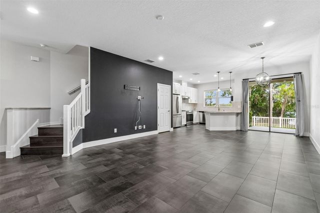 9210 FOX SPARROW ROAD, Tampa, FL 33626
