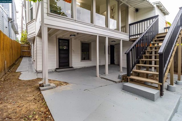 4152 Howe St, Oakland, CA 94611