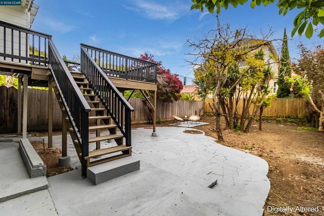 4152 Howe St, Oakland, CA 94611