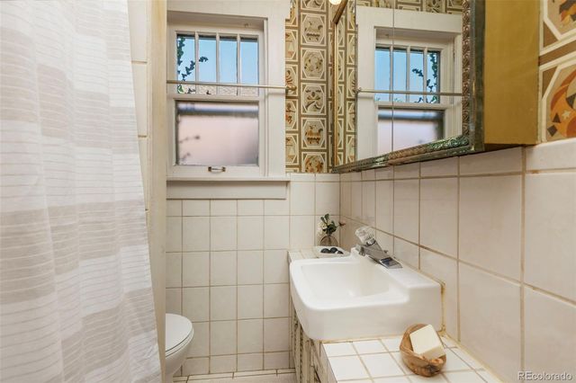 1355 S Lafayette Street, Denver, CO 80210