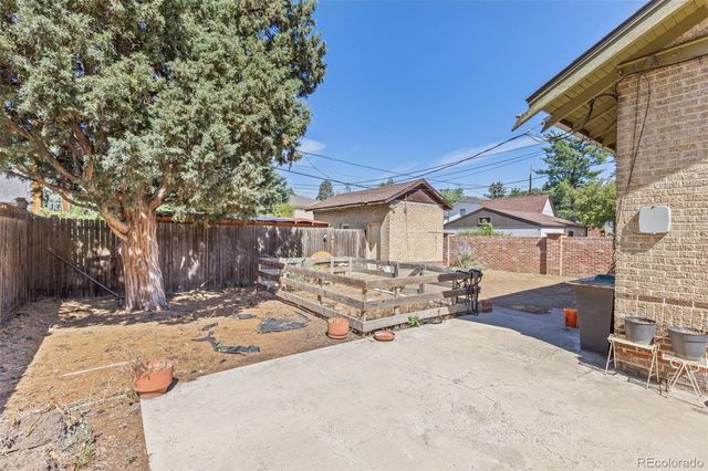 1355 S Lafayette Street, Denver, CO 80210