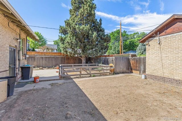 1355 S Lafayette Street, Denver, CO 80210