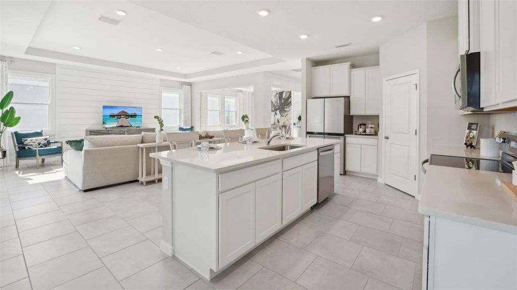 Image 17 of property listing at 2117 STRATTEN DRIVE, Zephyrhills, FL 33541