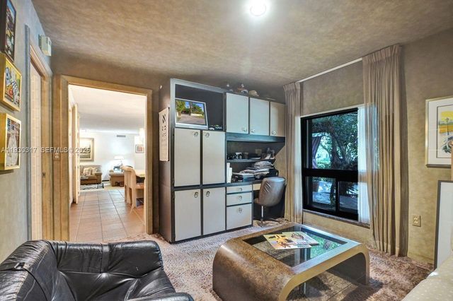 8115 SW 92nd Ct, Miami, FL 33173