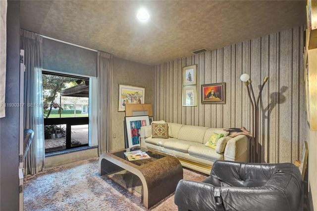 8115 SW 92nd Ct, Miami, FL 33173