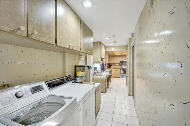 8115 SW 92nd Ct, Miami, FL 33173