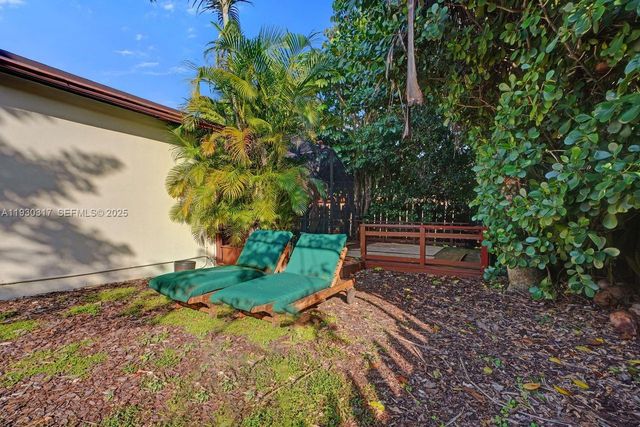 8115 SW 92nd Ct, Miami, FL 33173