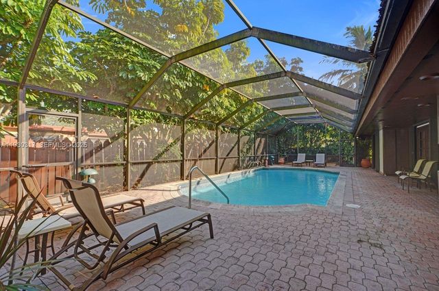 8115 SW 92nd Ct, Miami, FL 33173