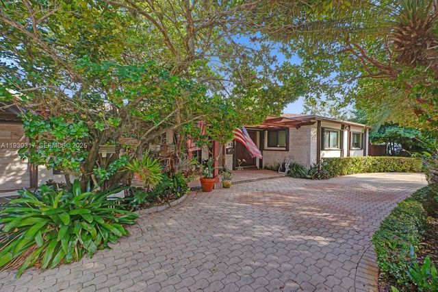 8115 SW 92nd Ct, Miami, FL 33173