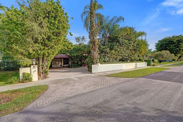 8115 SW 92nd Ct, Miami, FL 33173