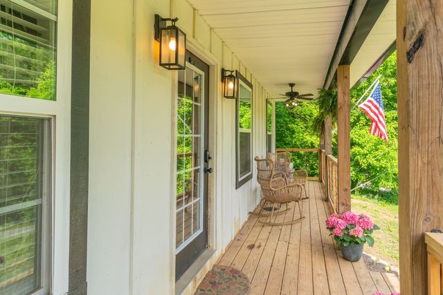 549 Hix Hollow Rd, Gainesboro, TN 38562