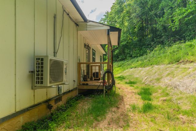 549 Hix Hollow Rd, Gainesboro, TN 38562