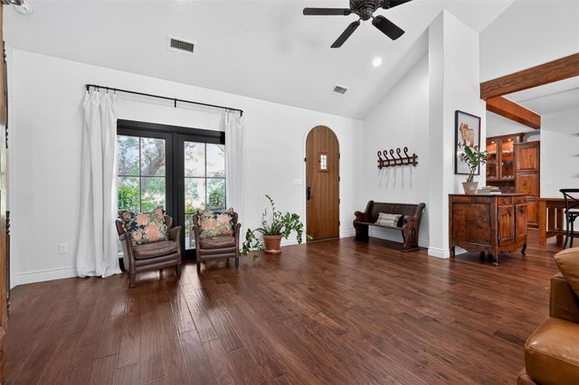 700 Willow Creek RD, Salado, TX 76571