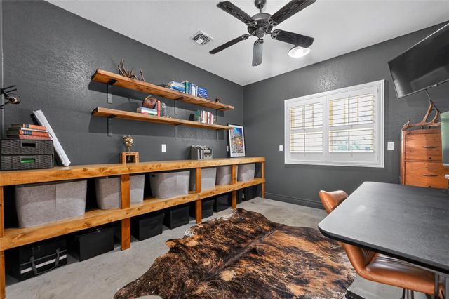 700 Willow Creek RD, Salado, TX 76571