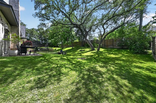 700 Willow Creek RD, Salado, TX 76571