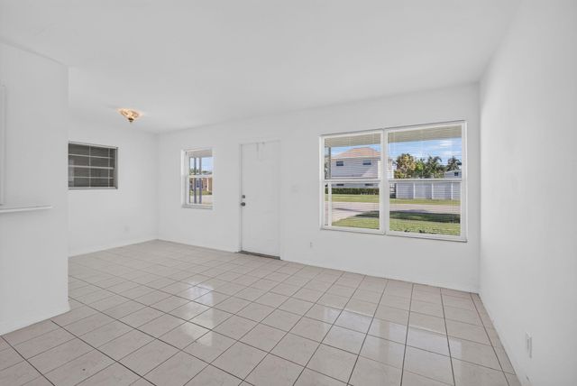 304 Cypress Drive, Lake Park, FL 33403