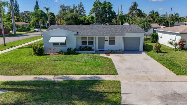304 Cypress Drive, Lake Park, FL 33403