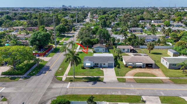 304 Cypress Drive, Lake Park, FL 33403