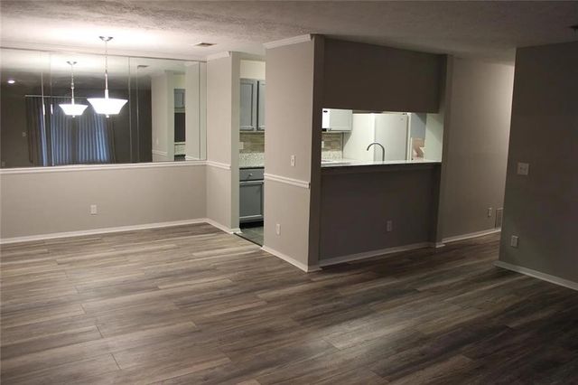 204 Warm Springs Circle, Roswell, GA 30075