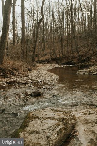 87 POND RD, Delta, PA 17314