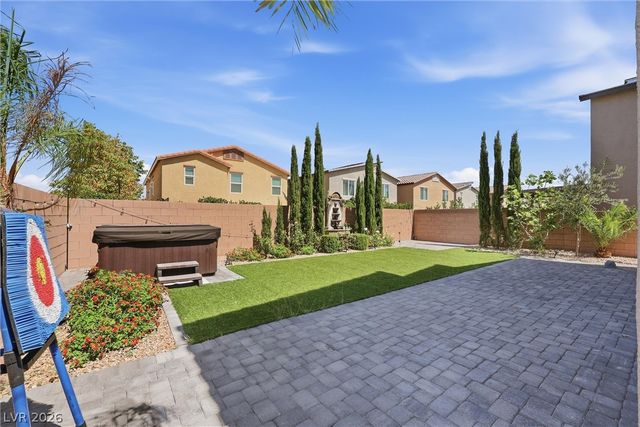 432 Borgato Court, Las Vegas, NV 89145
