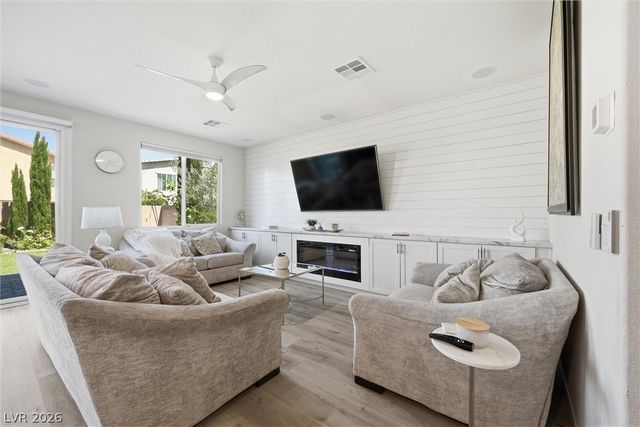 432 Borgato Court, Las Vegas, NV 89145