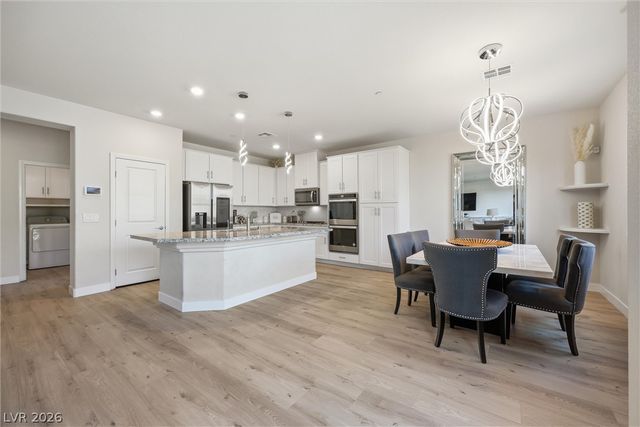 432 Borgato Court, Las Vegas, NV 89145