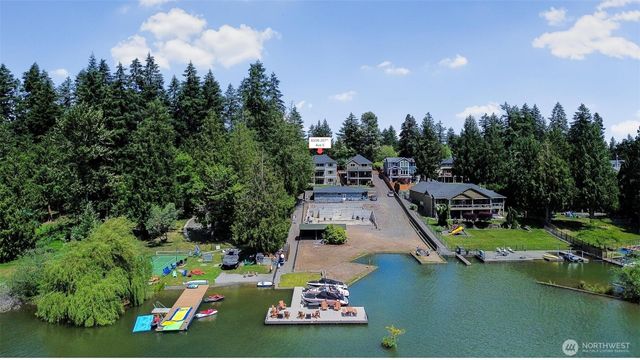 6106 207th Ave E, Bonney Lake, WA 98391