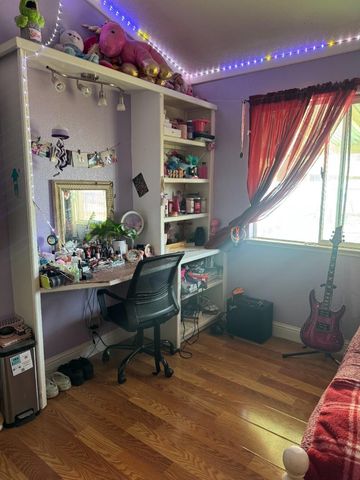 1363 Merganser Court, Newman, CA 95360