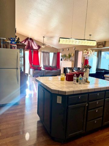 1363 Merganser Court, Newman, CA 95360