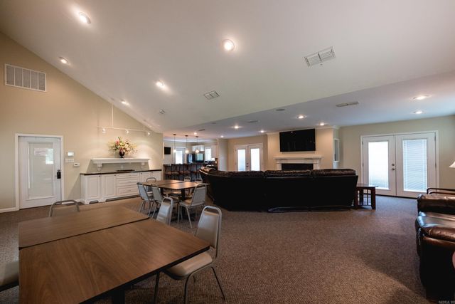 2520 Riverfront Dr Apt 2, Little Rock, AR 72202