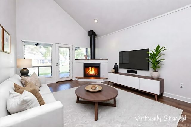 2520 Riverfront Dr Apt 2, Little Rock, AR 72202