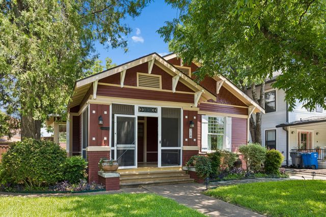 714 Woodlawn Avenue, Dallas, TX 75208