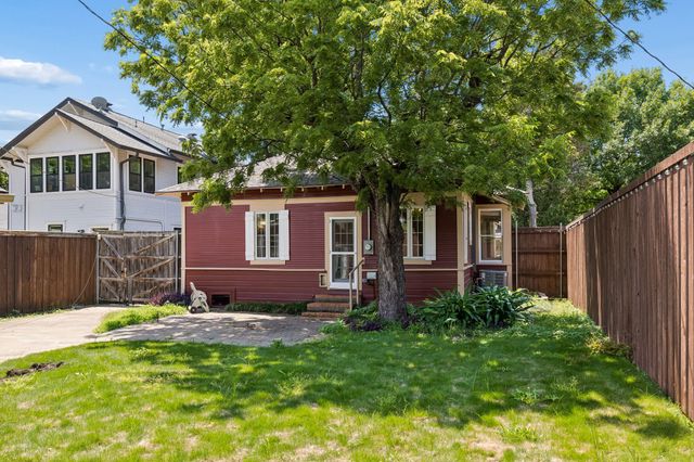 714 Woodlawn Avenue, Dallas, TX 75208