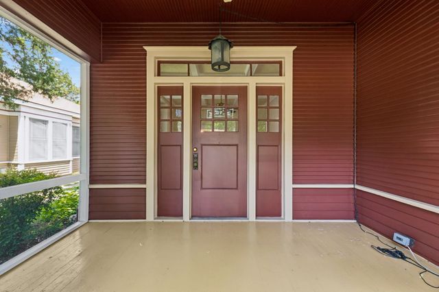 714 Woodlawn Avenue, Dallas, TX 75208