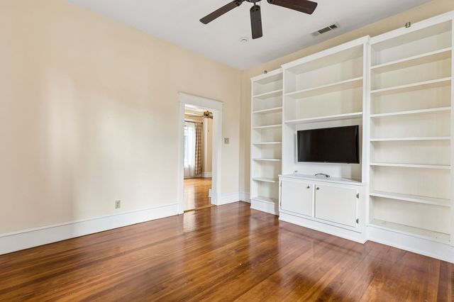 714 Woodlawn Avenue, Dallas, TX 75208
