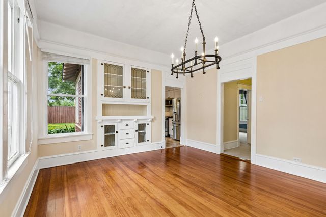 714 Woodlawn Avenue, Dallas, TX 75208