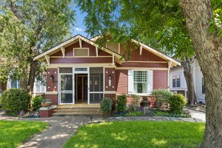714 Woodlawn Avenue, Dallas, TX 75208
