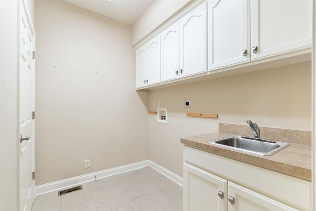 1 Versalles Lane, Hot Springs Village, AR 71909